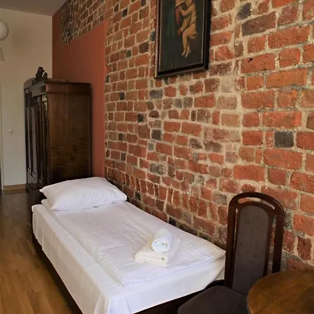 Bed and breakfast Dom Notre Dame *